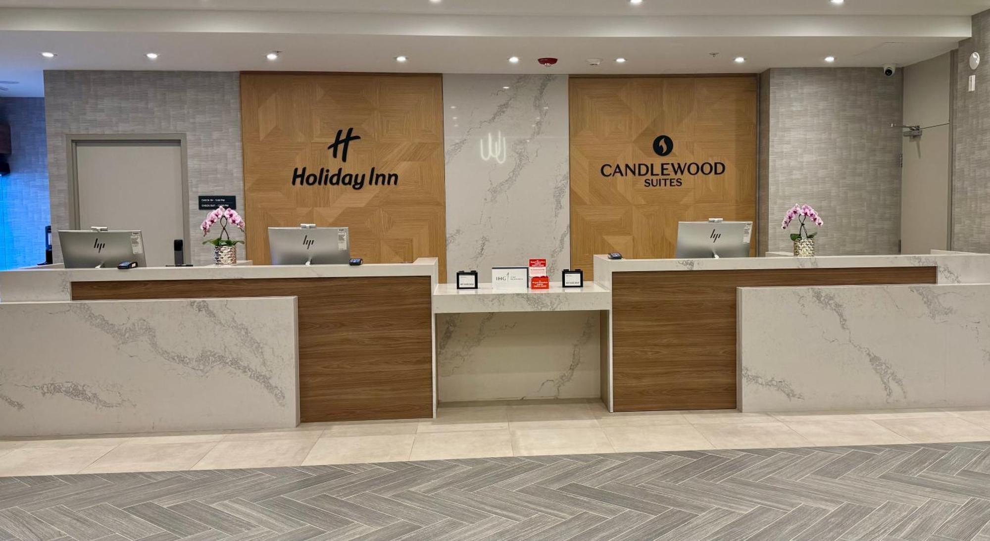 Candlewood Suites Burlington Conference Centre By Ihg Exteriör bild